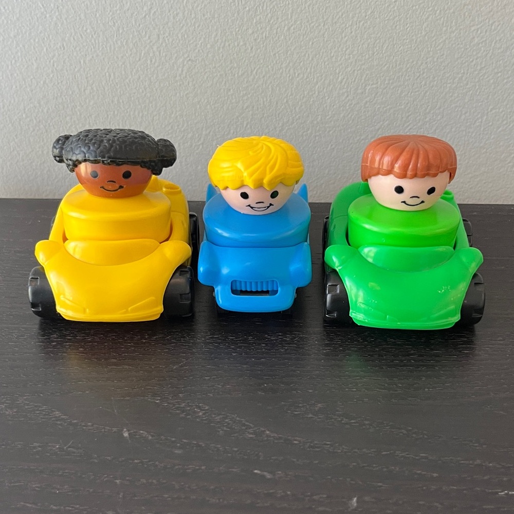 Vintage Fisher-Price 1995 “Chunky” Little People and Cars